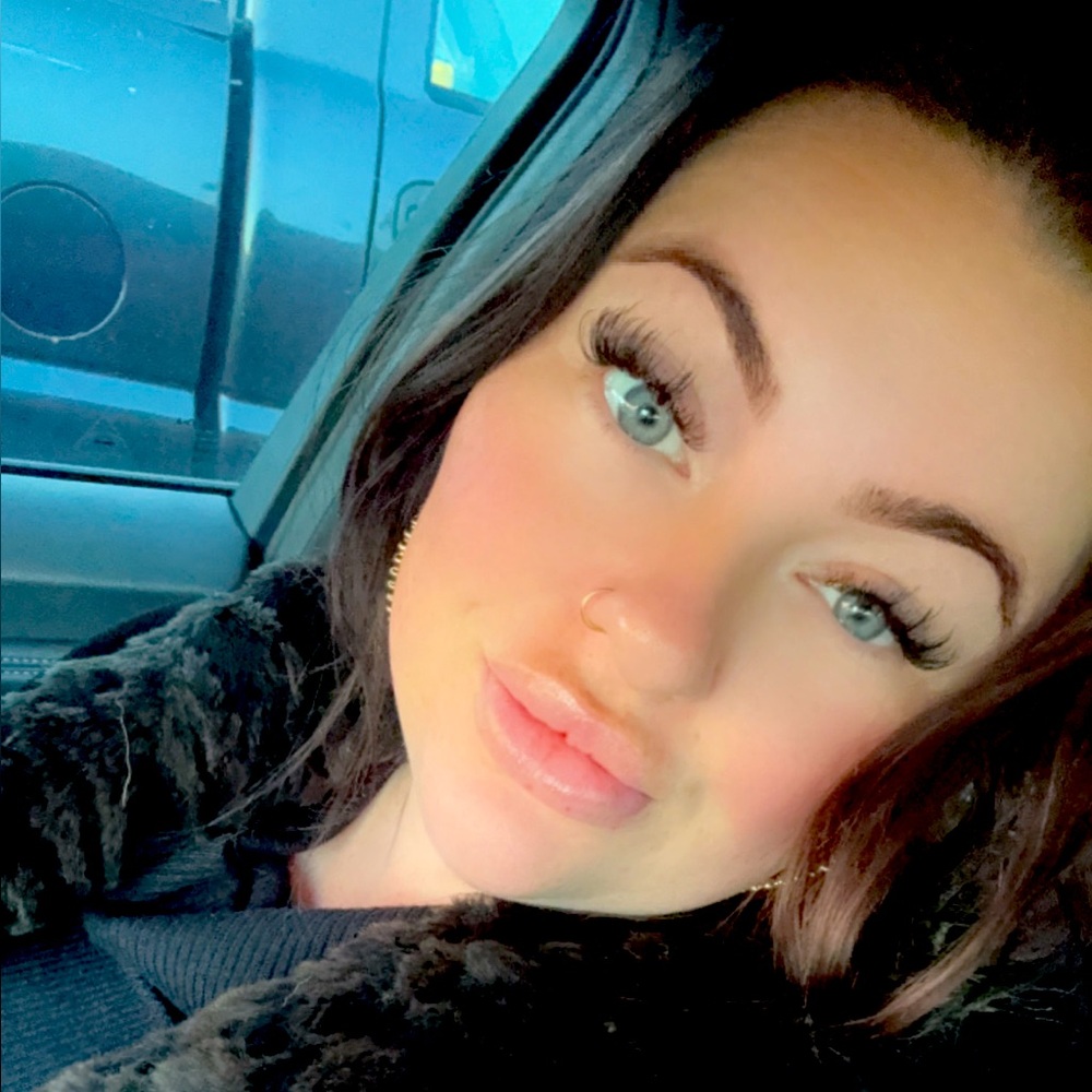 Meet your Posher, Taylor